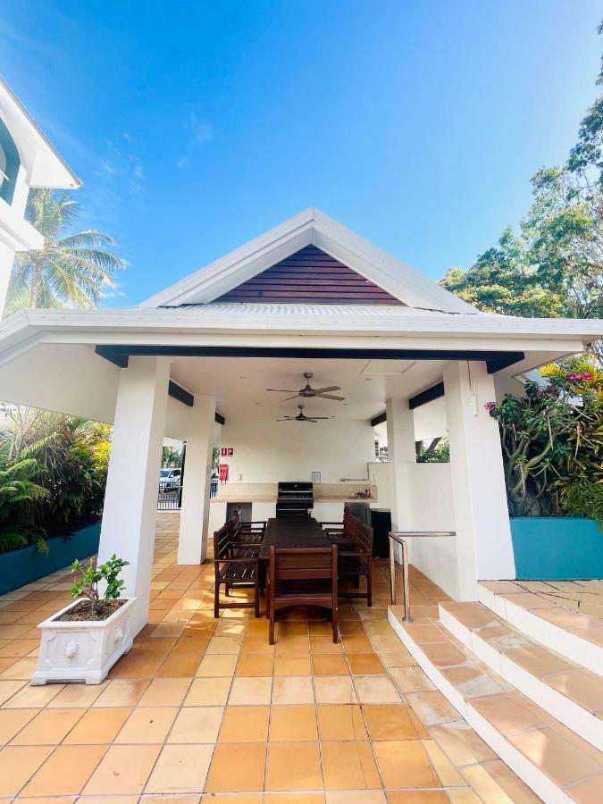 Beachview Apartments At Villa Paradiso 팜코브 외부 사진